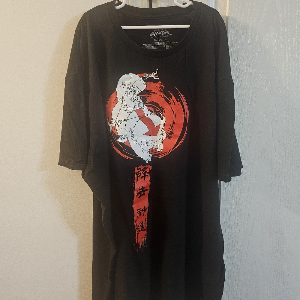 Avatar Black Graphic Tee